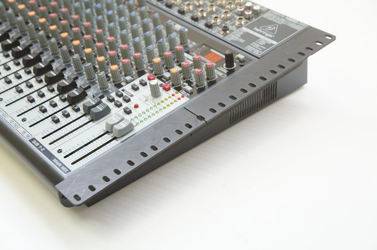 BEHRINGER XENYX X2222USB ミキサー Behringer XENYX X2222USB USB Mixer With Effects | Guitar Center